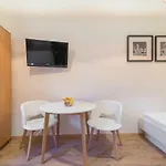 아파트 & Porto